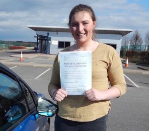 Frankie passed her driving test in Scunthorpe with the Broughton School of Motoring
